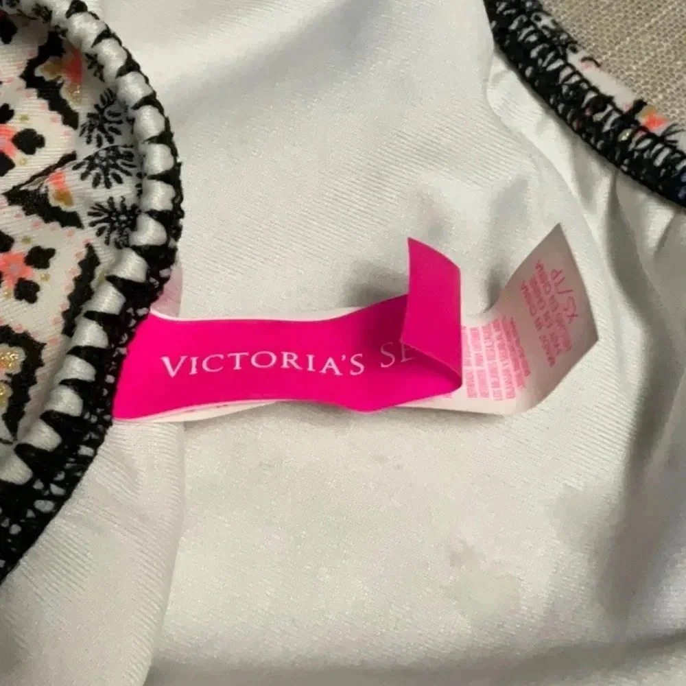 VICTORIA Secret - Picture 5 of 6
